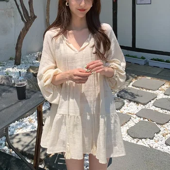 Ženy korejské Elegantní Sladký Styl Víla Šaty Bílé Loose V-neck Šněrování Žakárové Design Beach Roztomilý Elegantní Šaty In 2022 Podzim Nové